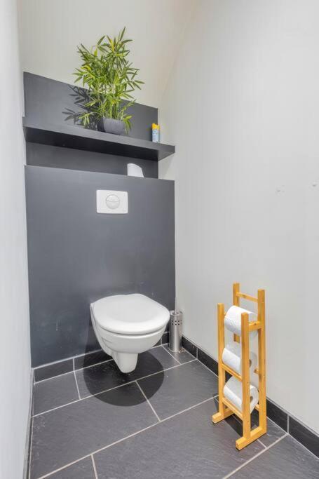 Silver Forest - Parking Prive Apartment แร็งส์ ภายนอก รูปภาพ